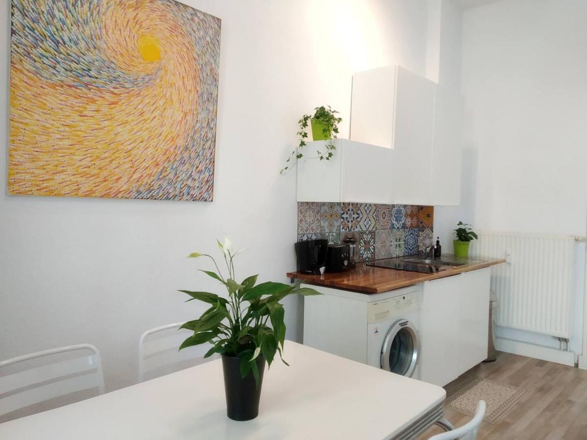 Cozy Studio In Friedrichshain, 4 Quiet Guests Only Berlijn Buitenkant foto